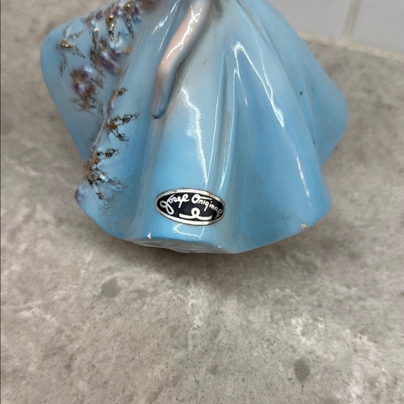 Rare Josef Originals Vintage Blue Ceramic music box with label and works - Picture 2 of 7
